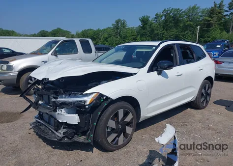 2024 Volvo Xc60 T8 Plus Dark Theme из США, поврежденный, VIN YV4H60DL6R1755096